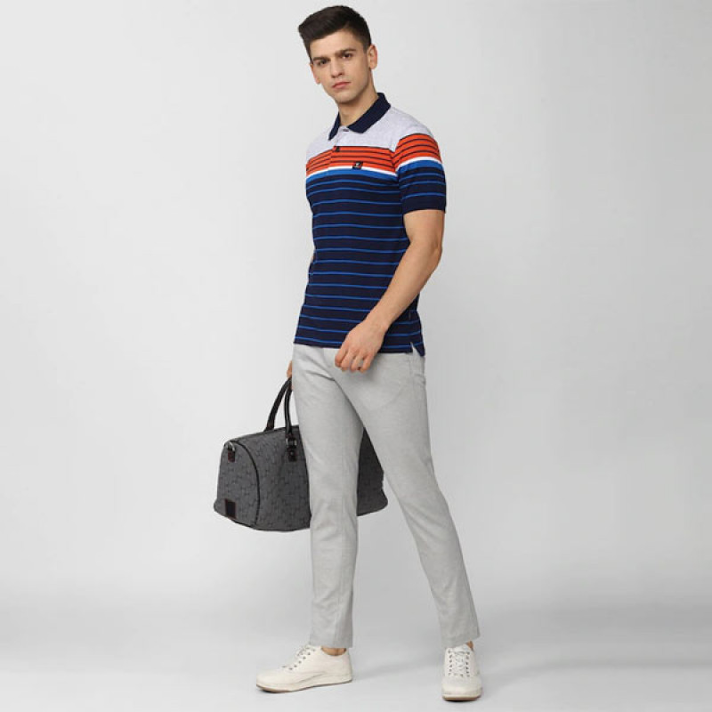 "Men Navy Blue Striped Polo Collar Applique T-shirt "