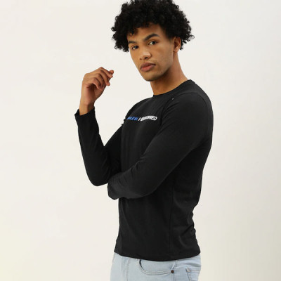 Men Black T-shirt with Printed Detailing